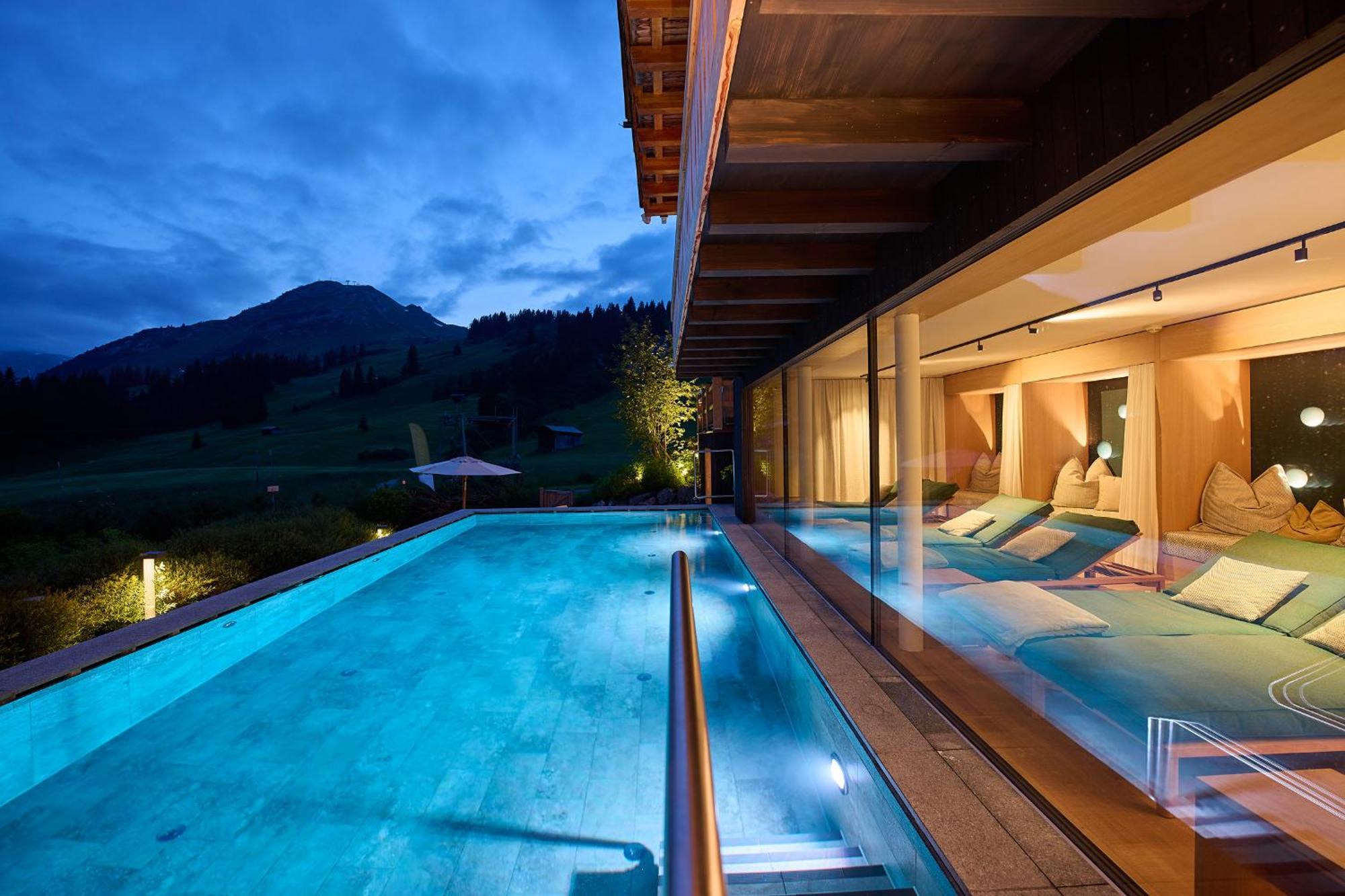 Hotel Mohnenfluh Lech am Arlberg Exterior photo